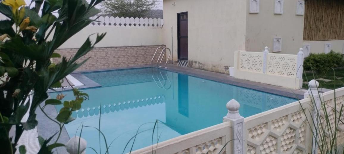Rann Meadows Ranthambhore 萨瓦伊马多普尔 外观 照片